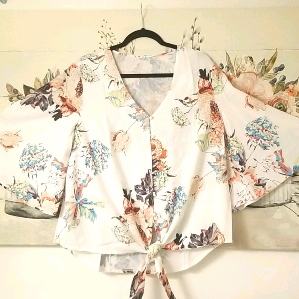 NEW Angel Bell Sleeve Button Down Tie Waist Floral